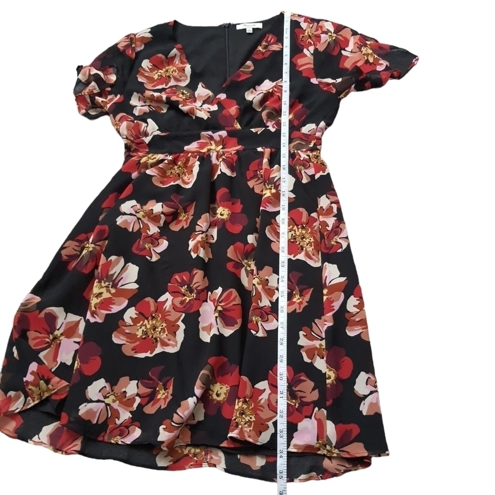 Madewell Mini Red Black Floral Dress Short Sleeves V-neck Size 4 Flowy - Picture 8 of 12